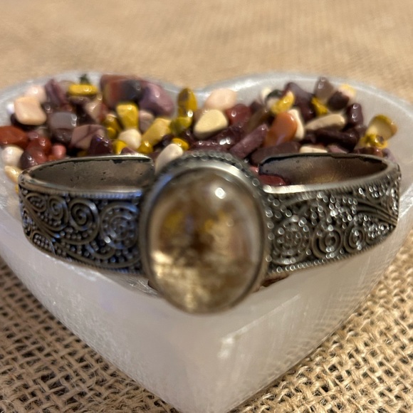 Garden Quartz Cuff Bracelet - Picture 3 of 6